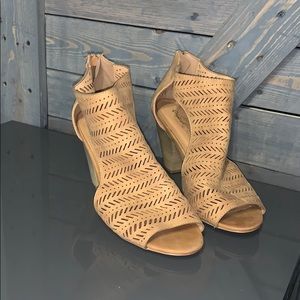 Tan Heel Sandals